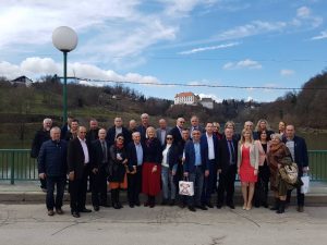 IMG-c8325d40784f515dce9c12149c532c99-V